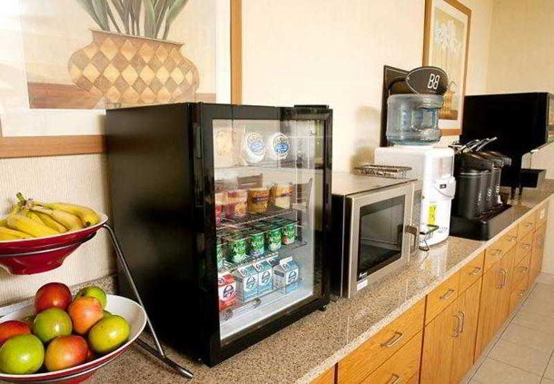 Fairfield & Hotel 3*